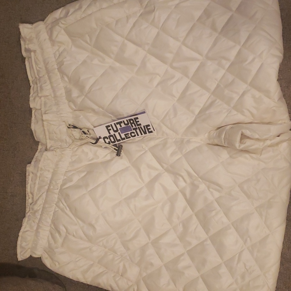 NWT Future Collective lined quilter joggers - Picture 3 of 3